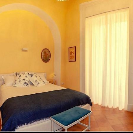 Dimora Del Campo Charming House Bed & Breakfast Salerno Exterior photo